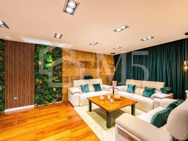 Vivienda de lujo de 374 m2 en venta Colmenar, España