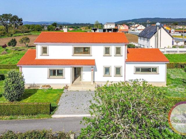 Vivienda de lujo de 386 m2 en venta Laracha, España