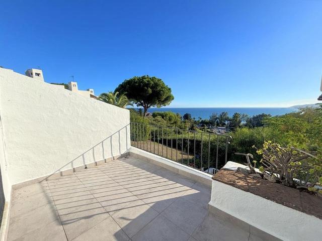 Vivienda de lujo de 310 m2 en venta Casares, Andalucía