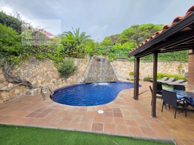 Vivienda de lujo de 330 m2 en venta Lloret de Mar, España