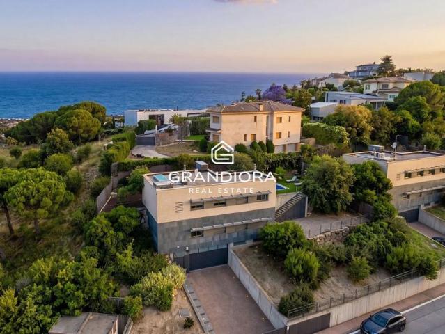 Vivienda de lujo de 332 m2 en venta Alella, Cataluña