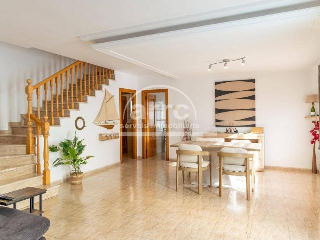 Vivienda de lujo de 338 m2 en venta Vilassar de Dalt, España