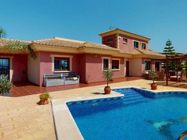 Vivienda de lujo de 474 m2 en venta Águilas, España