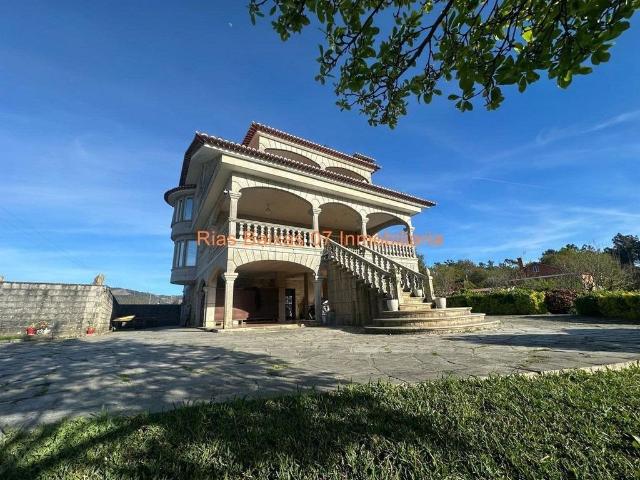 Vivienda de lujo de 400 m2 en venta Mos, Galicia