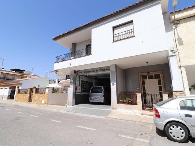 Vivienda de lujo de 404 m2 en venta Benijófar, España