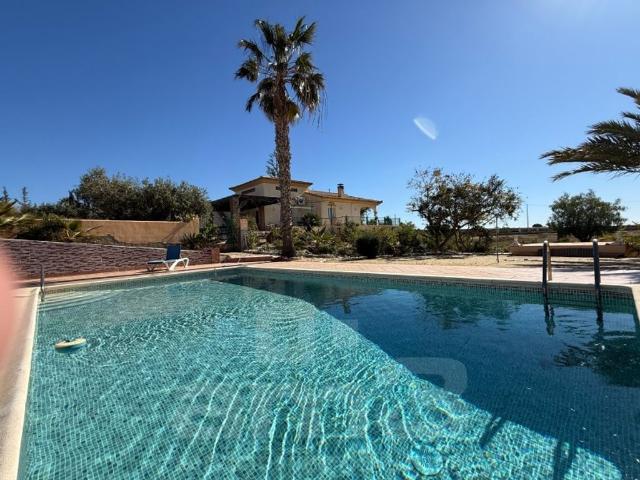 Vivienda de lujo de 408 m2 en venta Vera, Andalucía