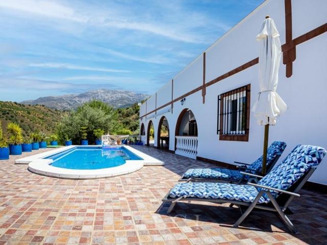 Vivienda de lujo de 420 m2 en venta Sedella, España