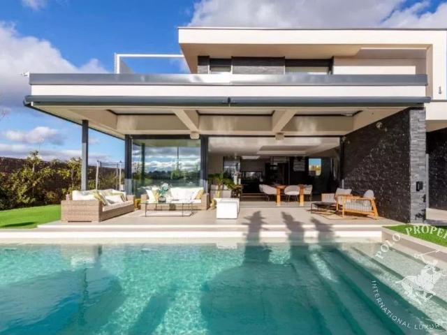 Vivienda de lujo de 430 m2 en venta Majadahonda, España