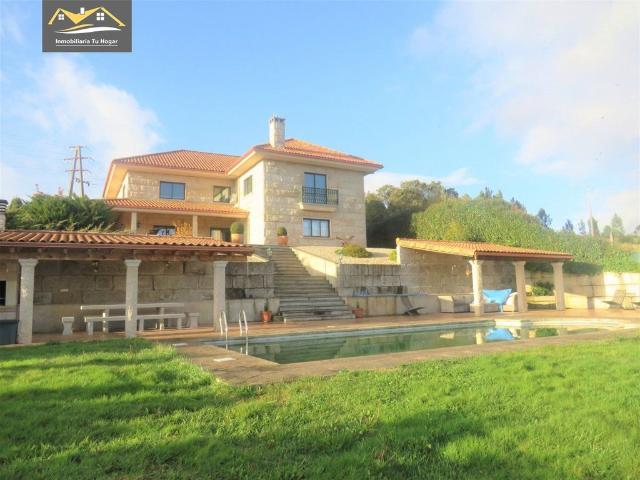 Vivienda de lujo de 430 m2 en venta San Ciprián de Viñas, España