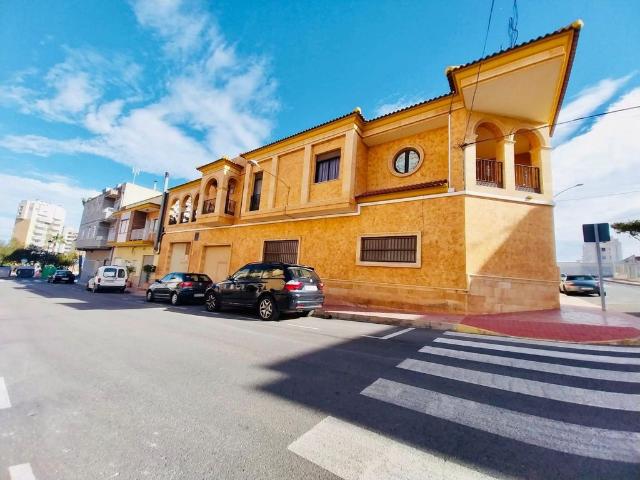 Vivienda de lujo de 439 m2 en venta Guardamar del Segura, Comunidad Valenciana