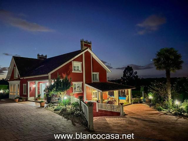 Vivienda de lujo de 553 m2 en venta Cambre, Galicia