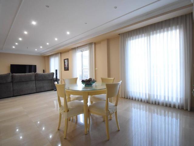 Vivienda de lujo de 562 m2 en venta Almoines, España