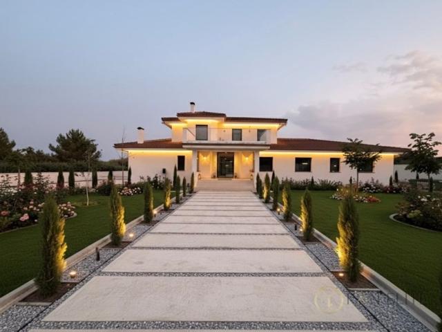 Vivienda de lujo de 586 m2 en venta Valdemorillo, España