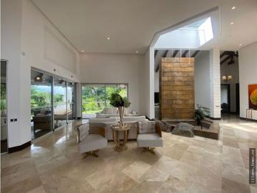 Vivienda de lujo de 500 m2 en venta CLUB CAMPESTRE AEROPUERTO EL EDEN, Armenia, Quindío Department