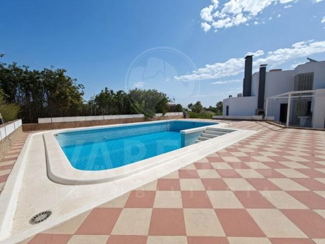 Vivienda de lujo de 800 m2 en venta Alcalá de Guadaíra, Andalucía