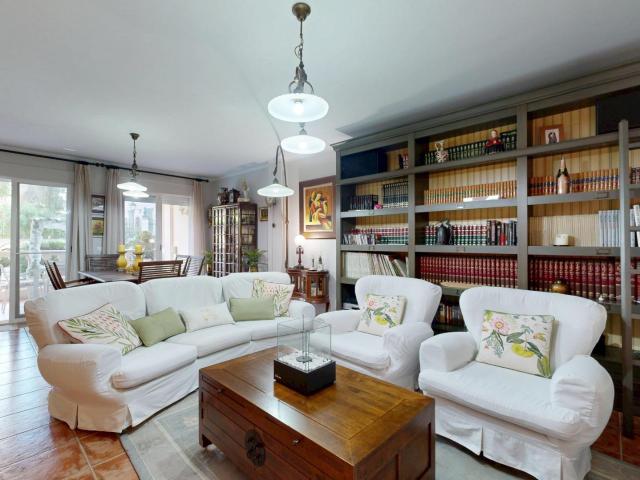 Vivienda de lujo en Navajas