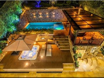 Vivienda de lujo en venta Medellín, Departamento de Antioquia