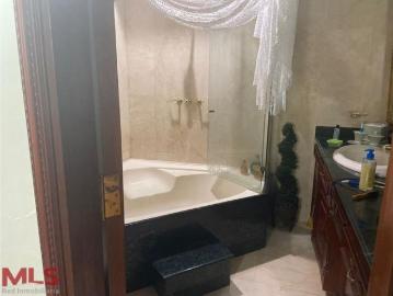 Vivienda de lujo en venta Medellín, Departamento de Antioquia