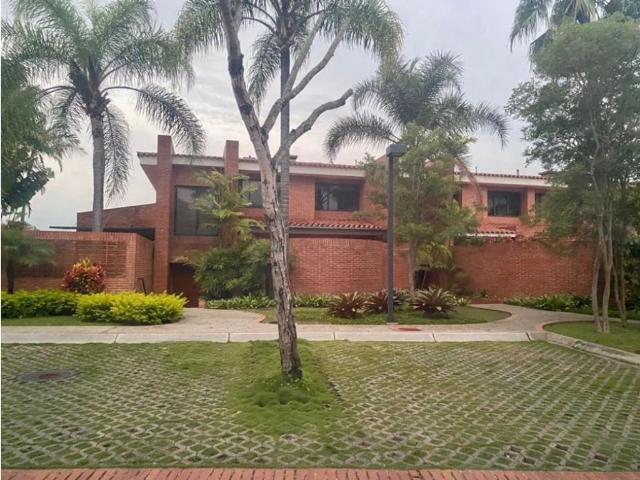 Vivienda de lujo en venta Nueva Caracas, Distrito Capital