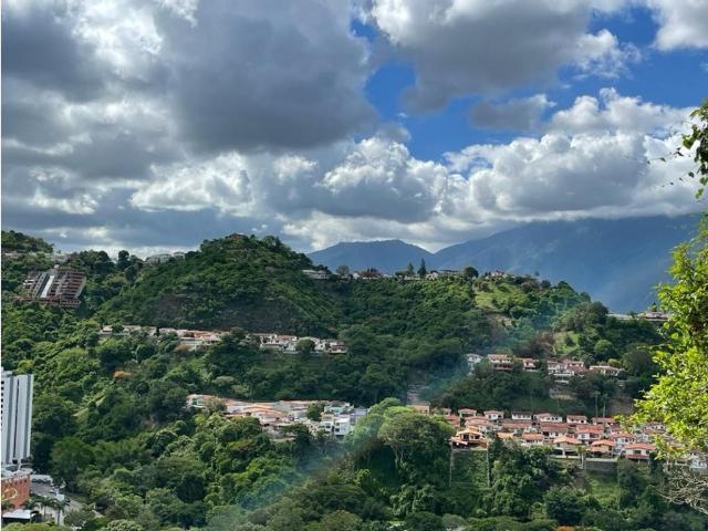 Vivienda de lujo en venta Nueva Caracas, Distrito Capital