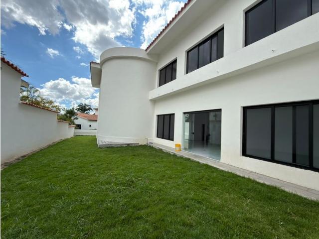 Vivienda de lujo en venta Nueva Caracas, Distrito Capital