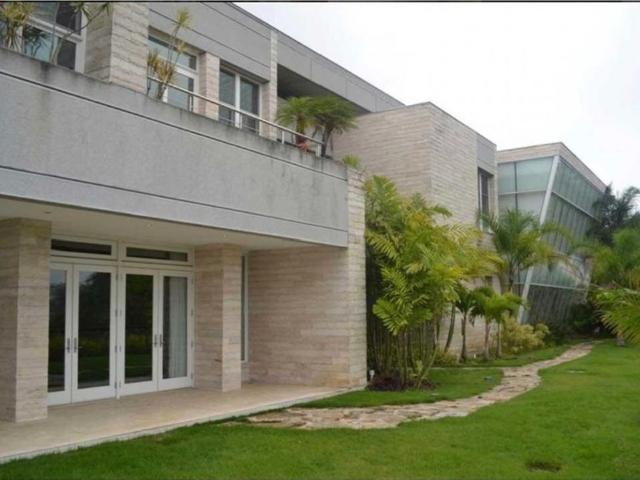Vivienda de lujo en venta Nueva Caracas, Distrito Capital