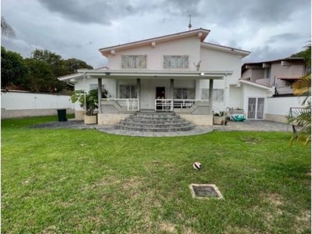 Vivienda de lujo en venta Nueva Caracas, Distrito Capital
