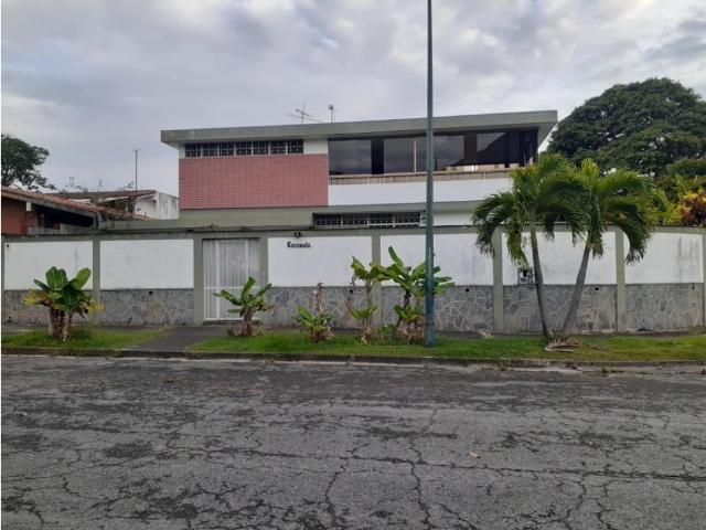 Vivienda de lujo en venta Nueva Caracas, Distrito Capital
