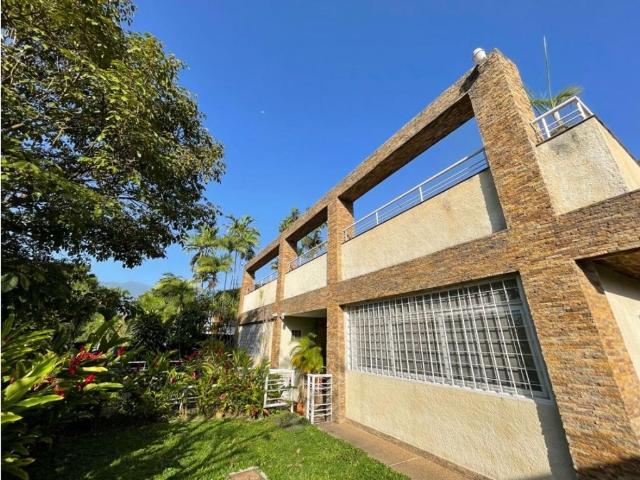 Vivienda de lujo en venta Nueva Caracas, Distrito Capital