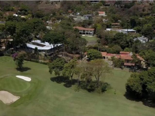 Vivienda de lujo en venta Nueva Caracas, Distrito Capital