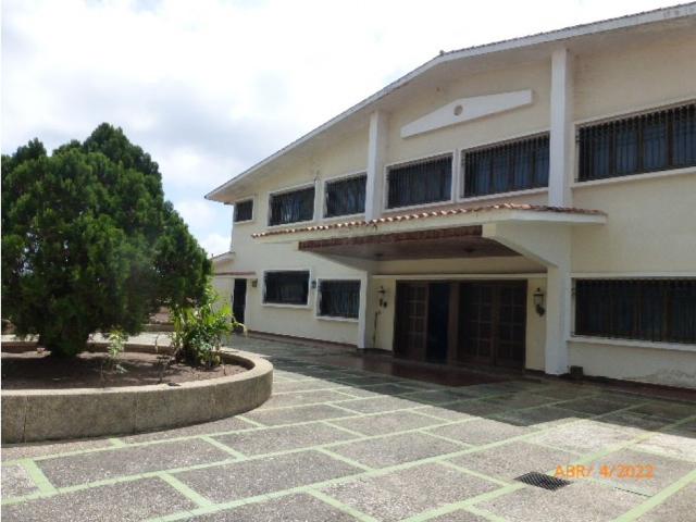 Vivienda de lujo en venta Nueva Caracas, Distrito Capital