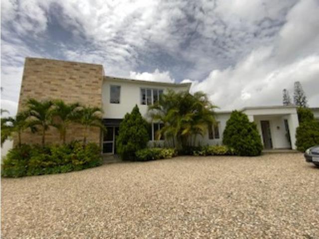 Vivienda de lujo en venta Nueva Caracas, Venezuela