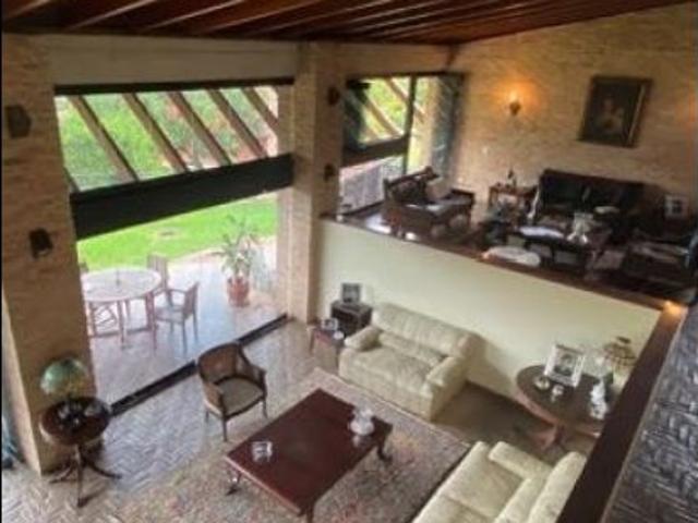 Vivienda de lujo en venta Nueva Caracas, Venezuela