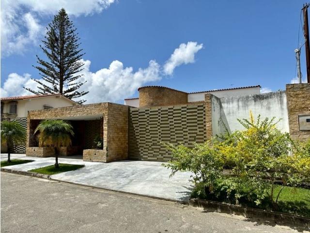 Vivienda de lujo en venta Nueva Caracas, Venezuela