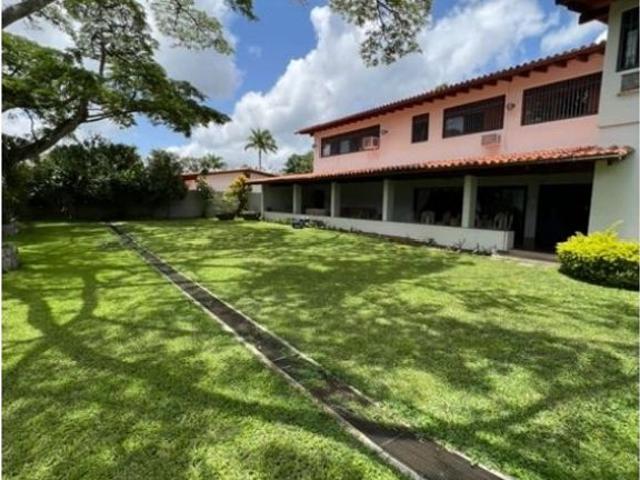 Vivienda de lujo en venta Nueva Caracas, Venezuela