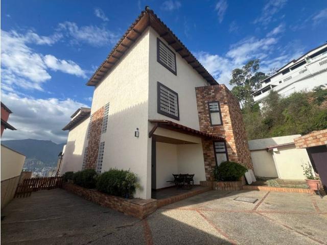 Vivienda de lujo en venta Nueva Caracas, Venezuela