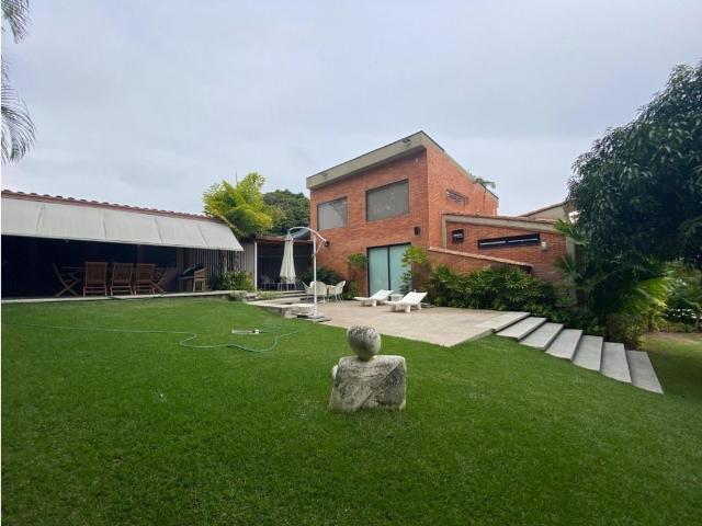 Vivienda de lujo en venta Nueva Caracas, Venezuela