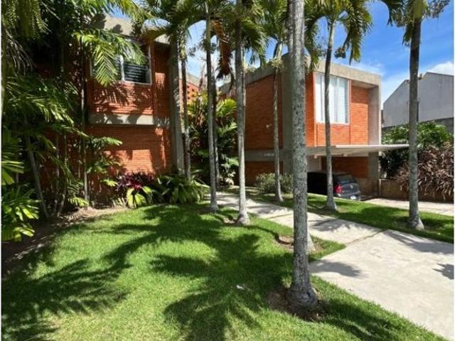 Vivienda de lujo en venta Nueva Caracas, Venezuela