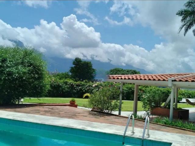 Vivienda de lujo en venta Nueva Caracas, Venezuela