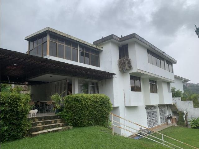 Vivienda de lujo en venta Nueva Caracas, Venezuela