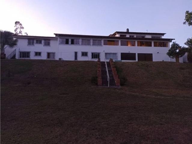 Vivienda de lujo en venta Nueva Caracas, Venezuela