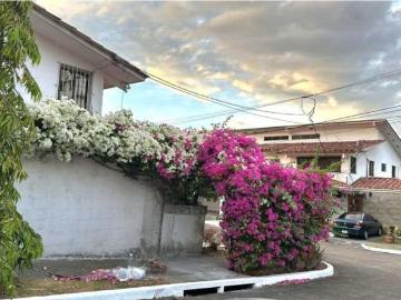 Vivienda de lujo en venta Bella Vista, Panamá 130981 LuxuryEstate. Com