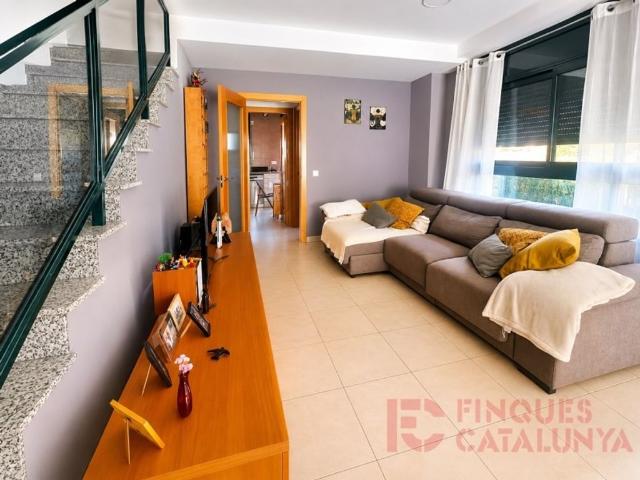 Vivienda de alto standing de 208 m2 en venta Cassà de la Selva, Cataluña