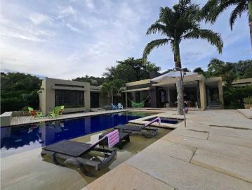 Vivienda de lujo en venta La Mesa, Cundinamarca