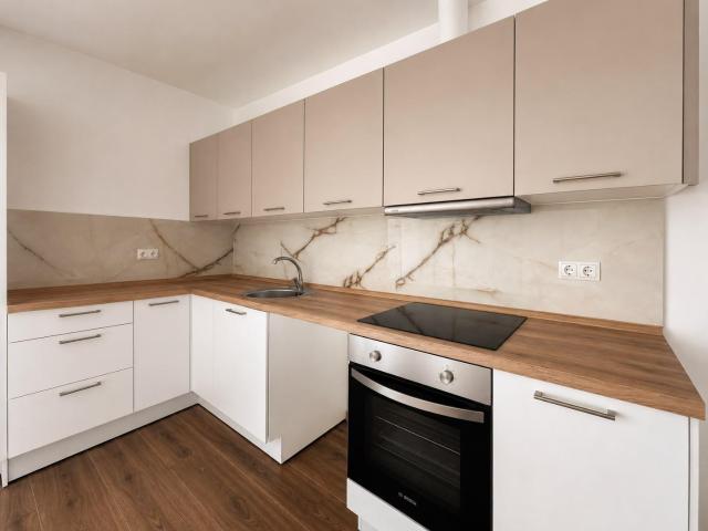 ¡Vivienda de obra nueva con 83 m2, garaje y amplio trastero en La Pobla de Vallbona!