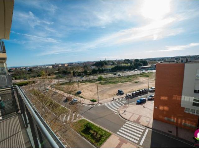 VIVIENDA DE PROTECCIÓN OFICIAL EN ROSALES DEL CANAL