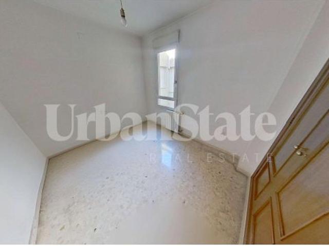 VIVIENDA DUPLEX CON GARAJE JUNTO A LA PLAZA DE LA REINA