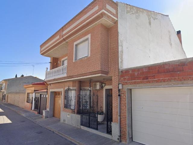 VIVIENDA EN TOMELLOSO