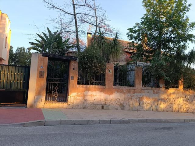 Vivienda en Urbanización Los Ángeles El Esparragal, Murcia, Sin posesión y ocupada