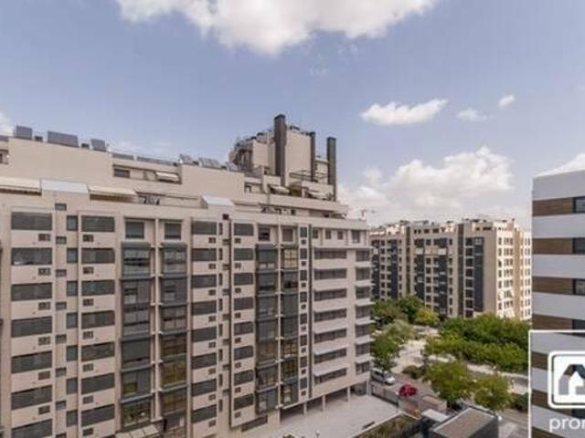 Vivienda en Valdebebas con magníficas calidades y amplia terraza
